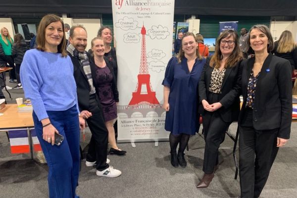 Université de Caen aux salons de l’Etudiant de Jersey et Guernesey