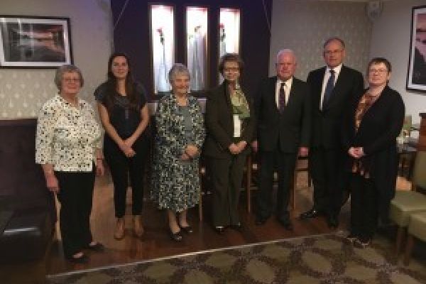 Diplomate française en visite à Guernesey