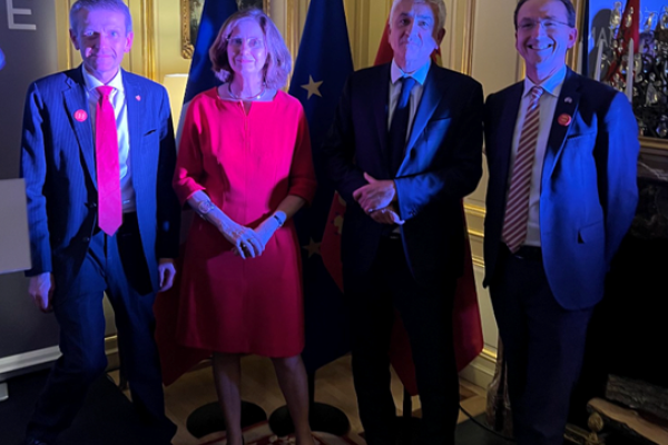 Les ministres de Jersey rencontrent leurs partenaires normands à l’ambassade de France à Londres