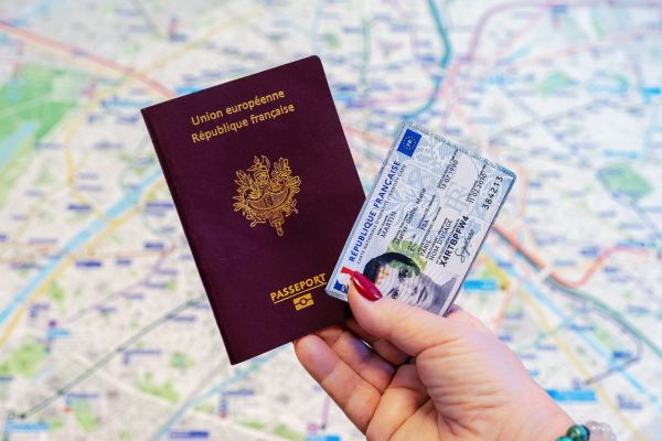 Dispositif CNI étendu à 2025 pour les excursions journée vers Jersey et Guernesey